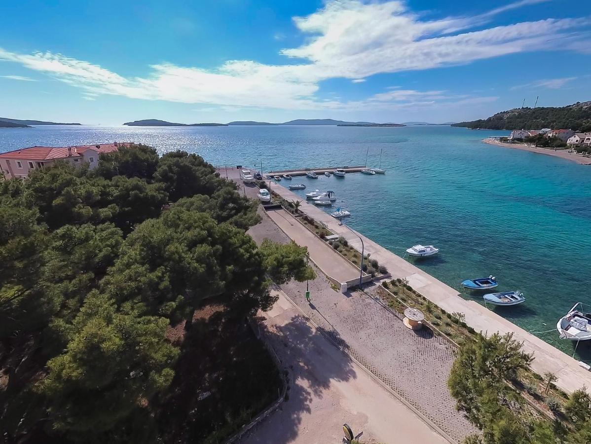 Relaxing Whole Top Floor Apartment By The Sea Zaboric Ngoại thất bức ảnh